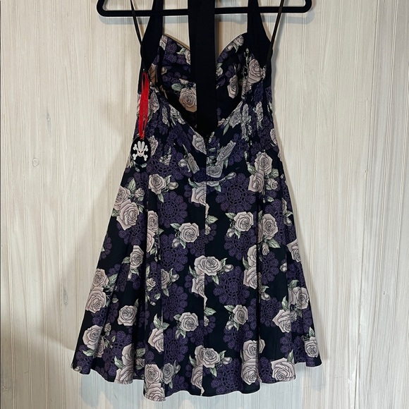 NWT HELLBUNNY VINTAGE INSPIRED PURPLE ROSE HALTER DRESS LARGE - Picture 5 of 6